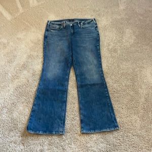 BNWOT!  Silver jeans Avery slim bootcut